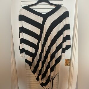 Cha Cha Vente Asymmetrical Black & White Stripe Abstract Oversized Tunic Size M